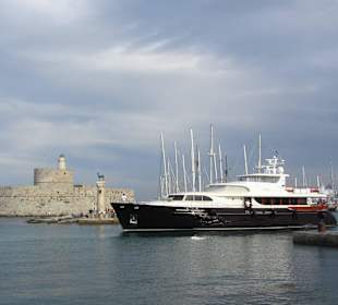 Mandraki Hafen Rhodos