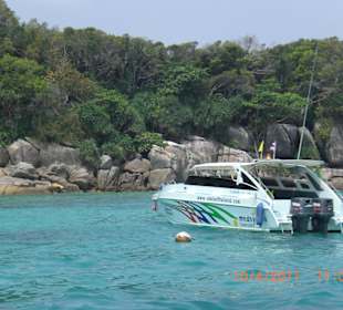 Mit dem Speetboot zu den Similan Inseln
