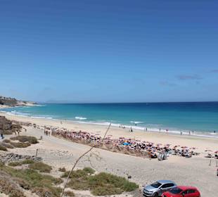 Nach relativ anstrengendem Weg endlich der Strand.