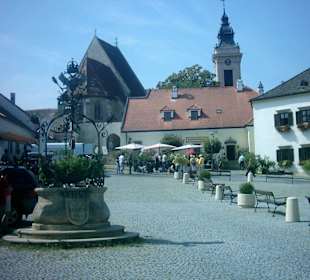 Rust zum Rathausplatz