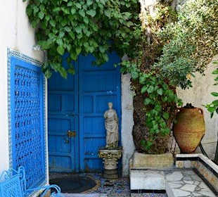 Wejście do jednego z budynków muzeum