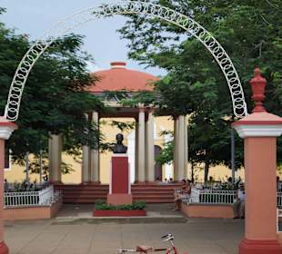 Vor dem Hotel Encanto Barcelona