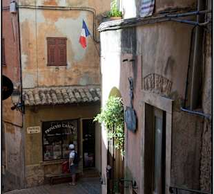 Uliczka w Roquebrune