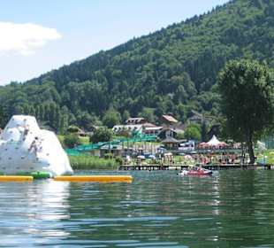 Ossiacher Strandbad ´mit Eisberg und Wasserrutsche
