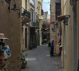 … eine der zahlreichen Gassen