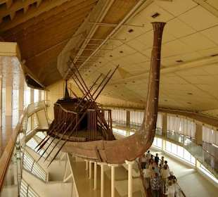 Barken Museum bei den Pyramiden von Giseh