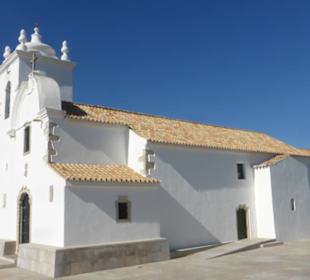 Die Mariä-Himmelfahrt-Kirche in Querença