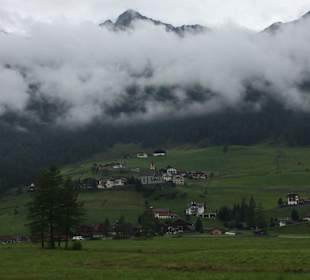 Blick nach Rein in Taufers