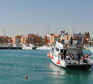 Blick in die Marina / Hurghada
