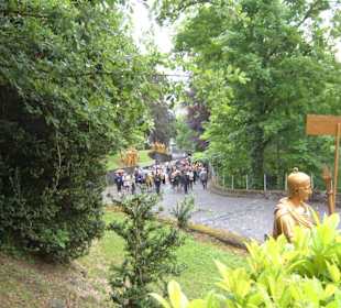Auf dem Kreuzweg im Heiligen Bezirk