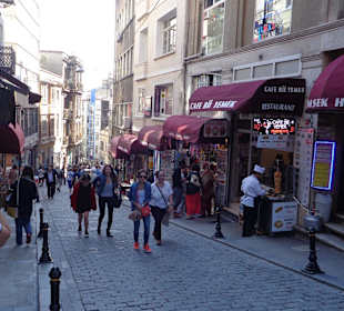 Geschäftsstraße in Galata