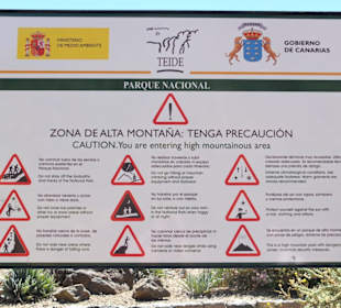 Hinweistafel auf Hochgebirge