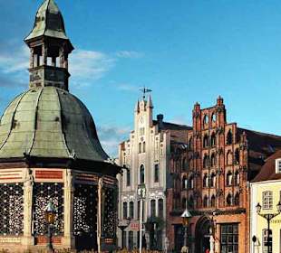 Altstadt Wismar, Marktplatz mit Wasserkunst