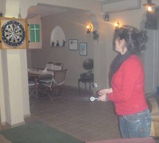 Dartspiel mit Hatice