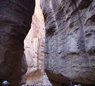 Weg durch die Schlucht