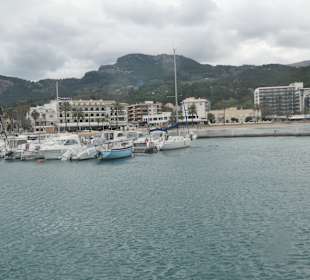 Beim Hafen von Port de Sóller