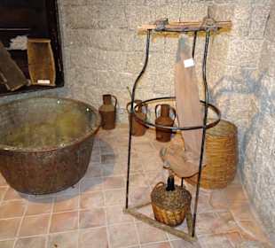 Weinverarbeitung im Museo Etnografico