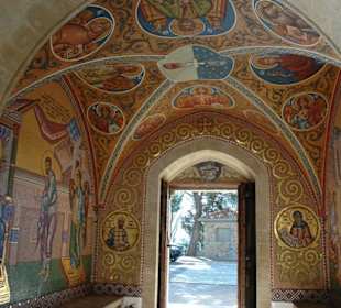 Bemalung im Eingangsbereich