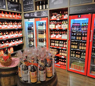 Im Museumsshop der Stiegl Brauwelt