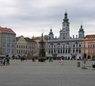 Budweis Marktplatz Rathaus und Samsonbrunnen
