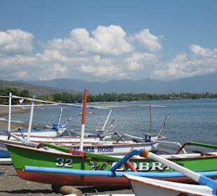Lovina Beach
