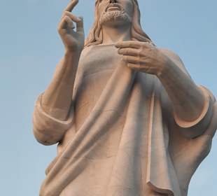 Christus-Statue