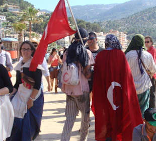 Achtung die Moros kommen