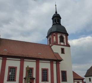 Pfarrkirche St. Burkard: Außenansicht