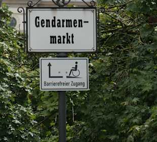 Am Gendarmenmarkt in Berlin