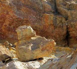 Farbiger Fels