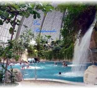 Die Lagune mit Wasserfall