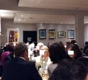 Drangvolle Enge im Lokal