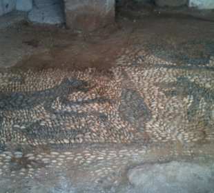 Mosaïque dans une maison à rénover