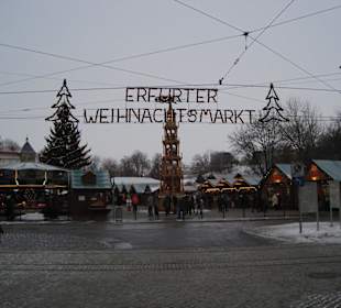 Eingang zum Weihnachtsmarkt