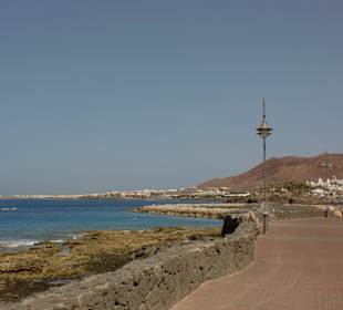 Der Weg zum Strand Playa Flamingo