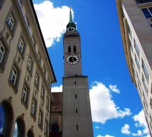 Richtung Pfarrkirche