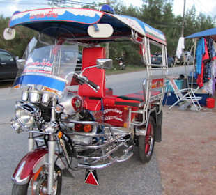 Der Bangtao Nacht-Markt 030 mit Edel TukTuk