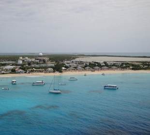 An den Riffen sind ideale Schnorchelgründe