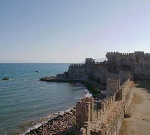 Mamura Kalesi ( Burg Anamur )