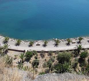 Blick auf den Weg zum Strand von Agia Galini