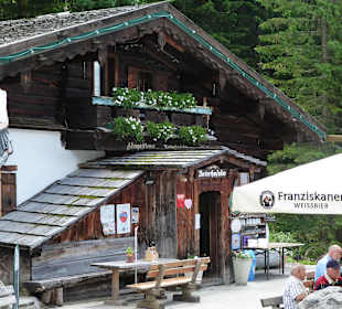 Underhof Almhütte