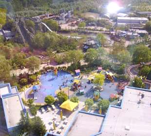 Pohled z vyhlídkové věže, nádhera!