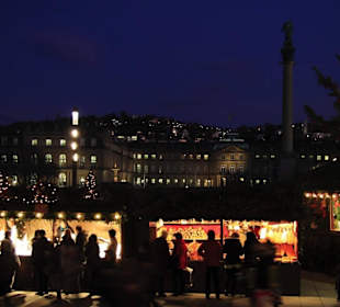 Stuttgarter Weihnachtsmarkt am Schloßplatz