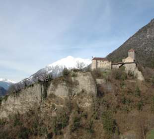 Schloss Tirol