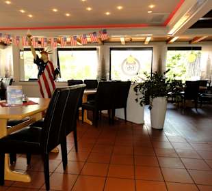 Blick in den Gastraum des Route 66