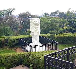 Merlion Mount Faber Point