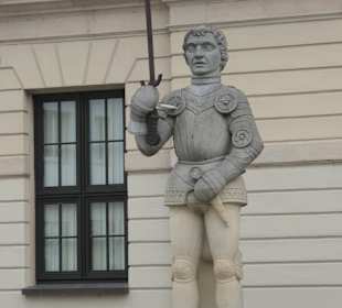 Der Roland am Alten Markt vor dem Alten Rathaus