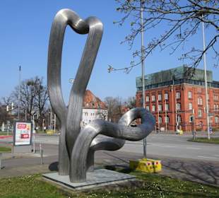 Impressionen der Skulptur Genesis