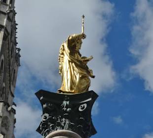 Die Mariensäule auf dem Marienplatz