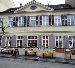 Außenansicht des Restaurants Scheiners am Dom
